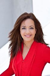 Nelly Farnoody-Zahiri