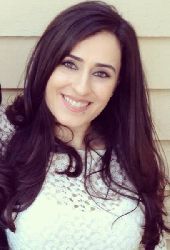 Roxie Sarhangi
